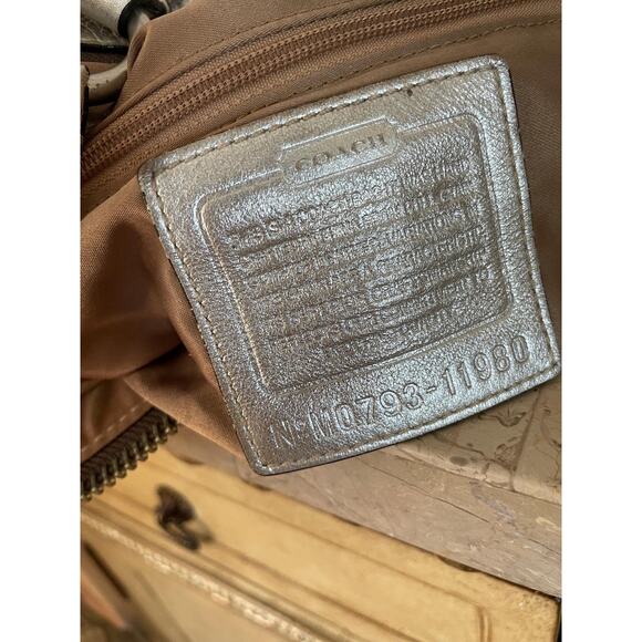 COACH THOMPSON Limited Edition JULIETTE 11980 silver Woven TravelTote bag - Picture 10 of 10